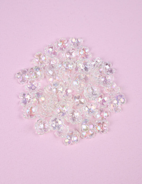 Flower shaped plastic beads