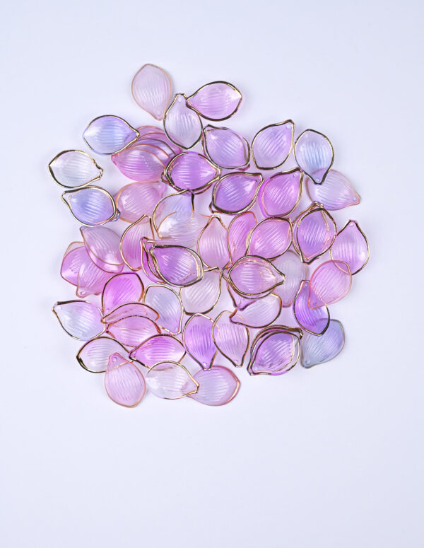 Craft beads petals plastic