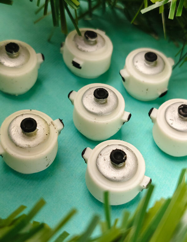 Miniature Cooking Pot Decor | Mini Resin Embellishments for DIY Crafts – Cute Flat Back Cabochons for Scrapbooking, Slime, Hair Accessories, Phone Case & Decoration [Set of 4]