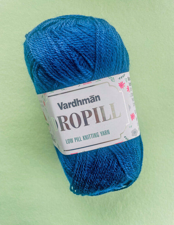 Vardhman Dropill Low Pill Knitting Yarn – Teal Blue – Anti-Pilling Yarn for Sweaters, Shawls & Winter Wear