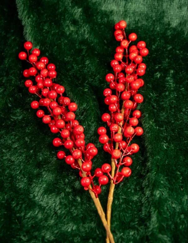 Artificial Red Berry Stem for Christmas Decoration, Decorative Berry Branch Stick for Vase, Tree & Festive Home Decor (Single Piece)